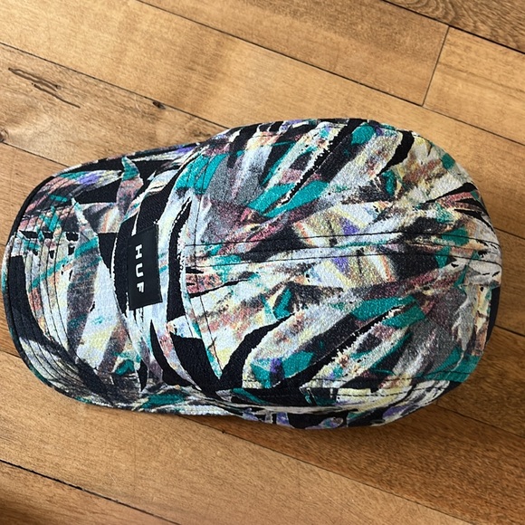 HUF Five Panel Strapback Hat - Picture 4 of 6